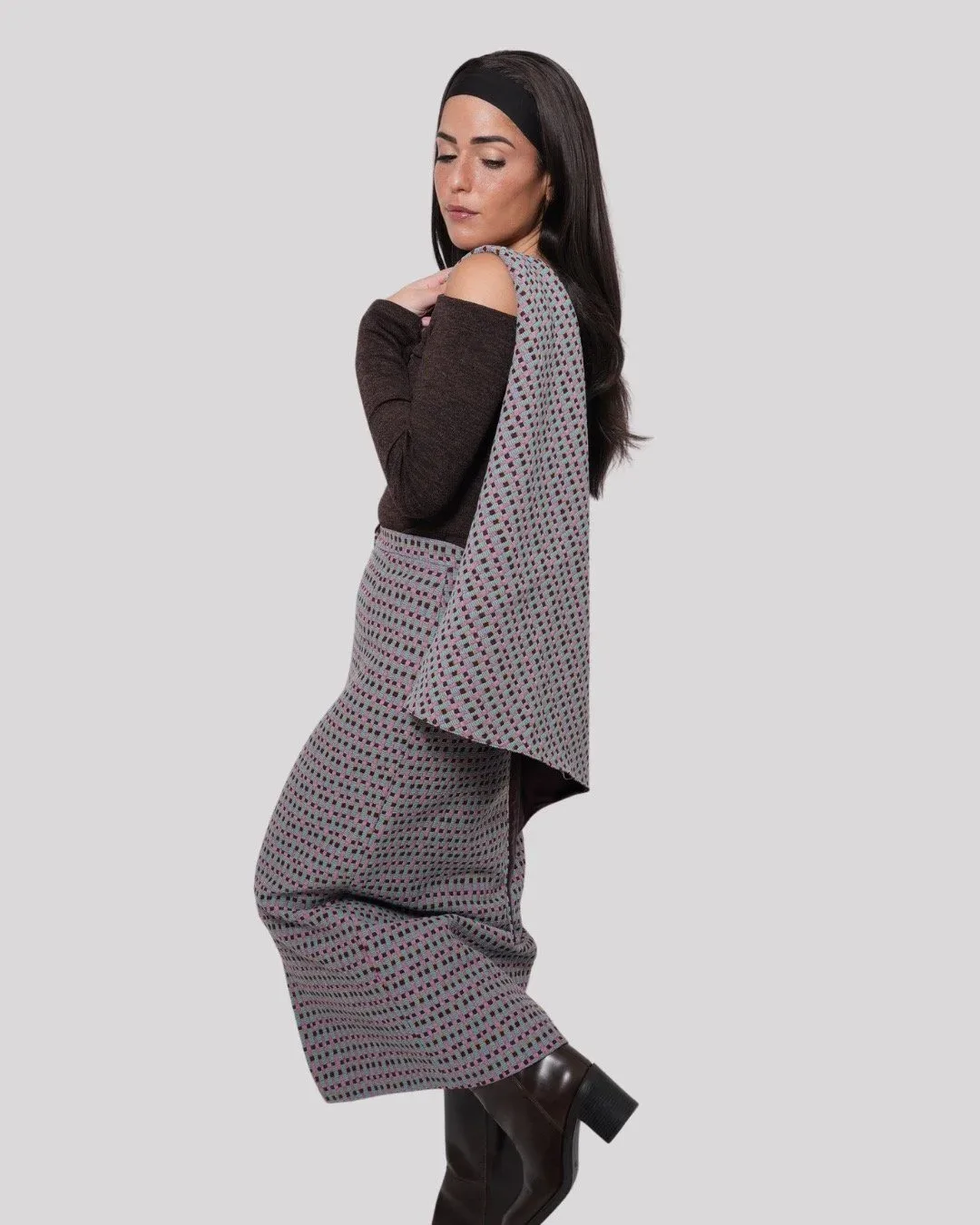 Photographie du shooting RAYMARJORIE, jupe à motif et étole
